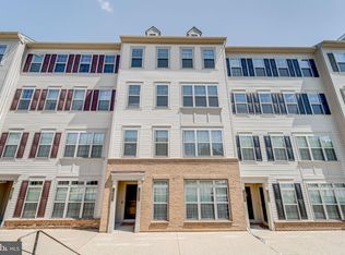 14853 Chrysler Ct, Woodbridge, VA 22193