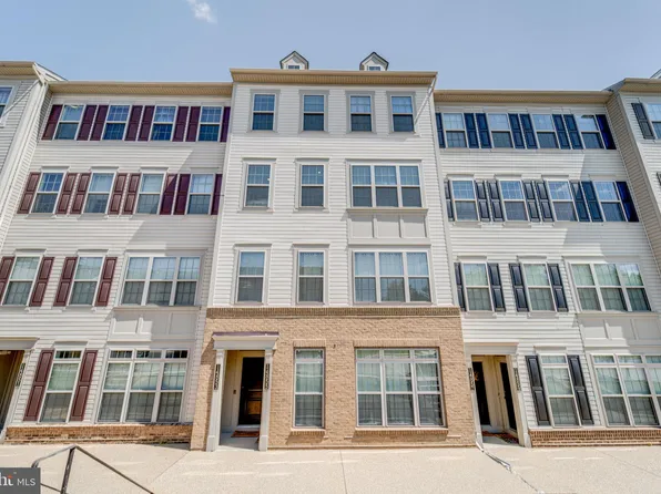 14853 Chrysler Ct, Woodbridge, VA 22193