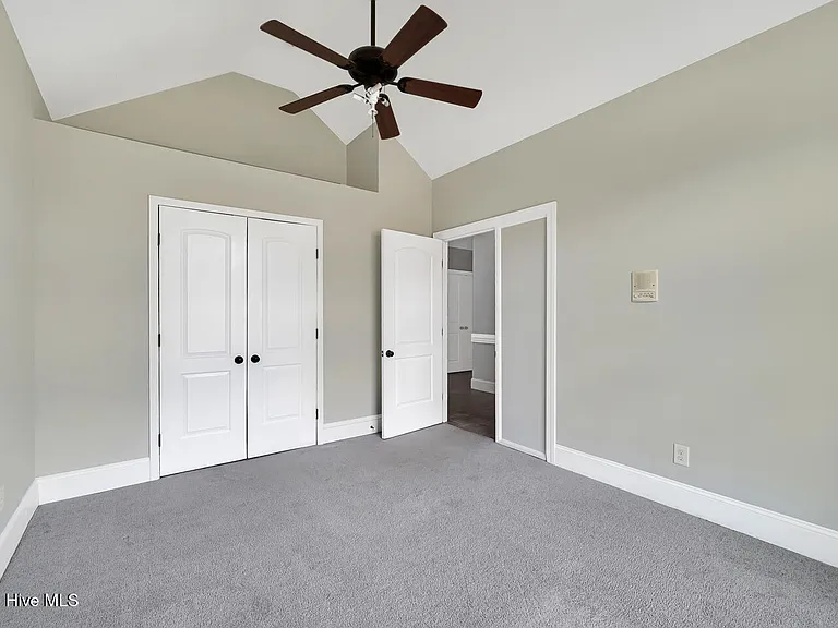 2400 Dovedale Ct #B — Photo 37