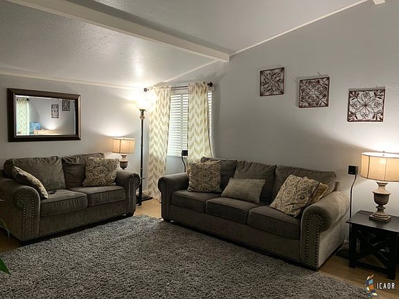 3rd image of 1537 Sandalwood Dr
