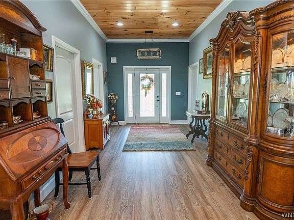 5th image of 5566 Oatka Rd #7
