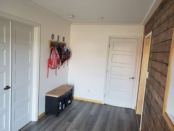 4th image of 14733 90th St NE