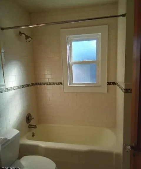 180 W Stearns St — Photo 4
