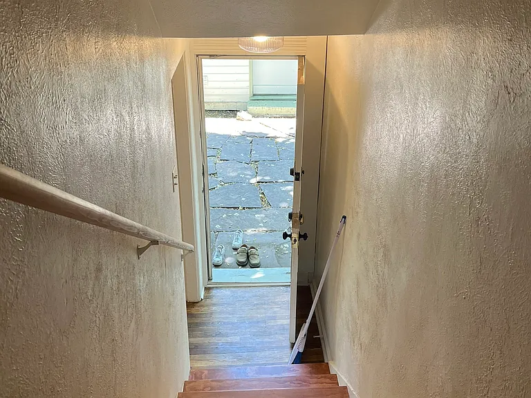 2079 N Ogden St — Photo 15
