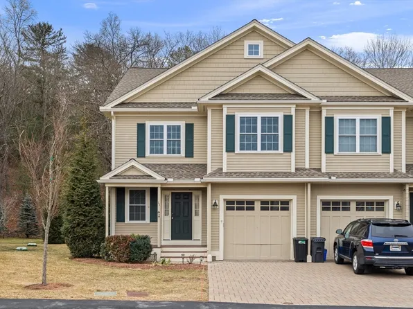 11 Grey Oaks Cir #11, Lexington, MA 02421