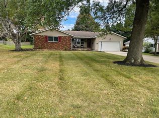 834 Country Club Ln, Ashland, OH 44805