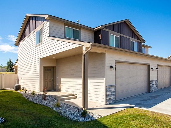 2nd image of 3027 Sherwood Dr #2999