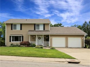 1002 Pine Lake Rd, Collinsville, IL 62234