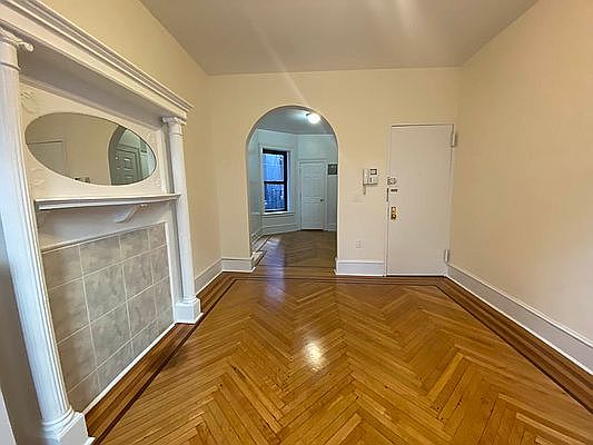 2nd image of 26 W 27th St APT 71