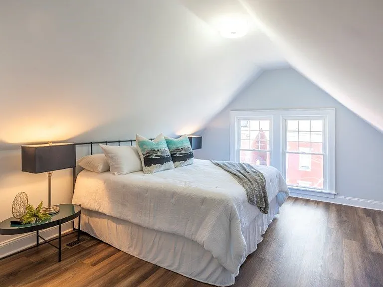 1101 Lee St #3 — Photo 22