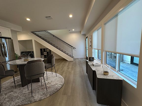 5th image of 14248 Roscoe Blvd #14248