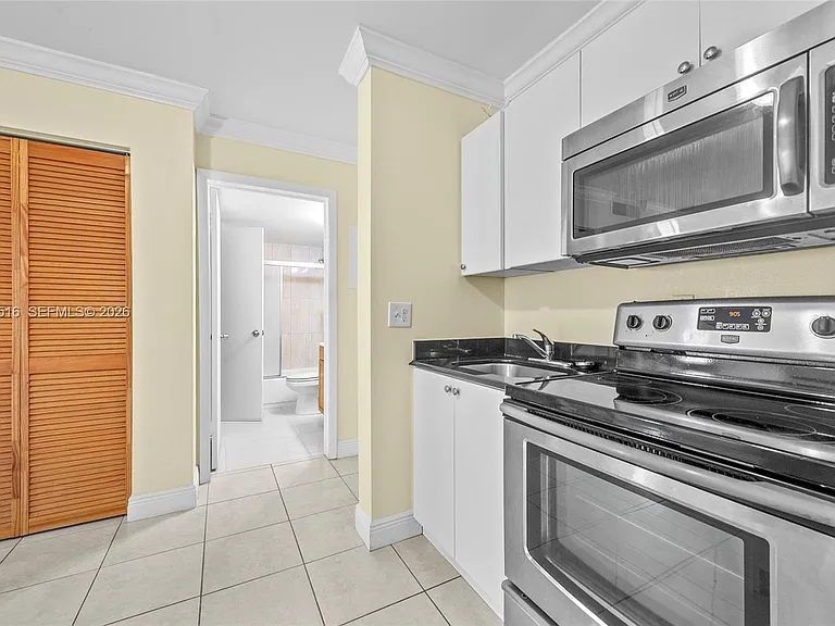 8240 SW 210th St #106 — Photo 10