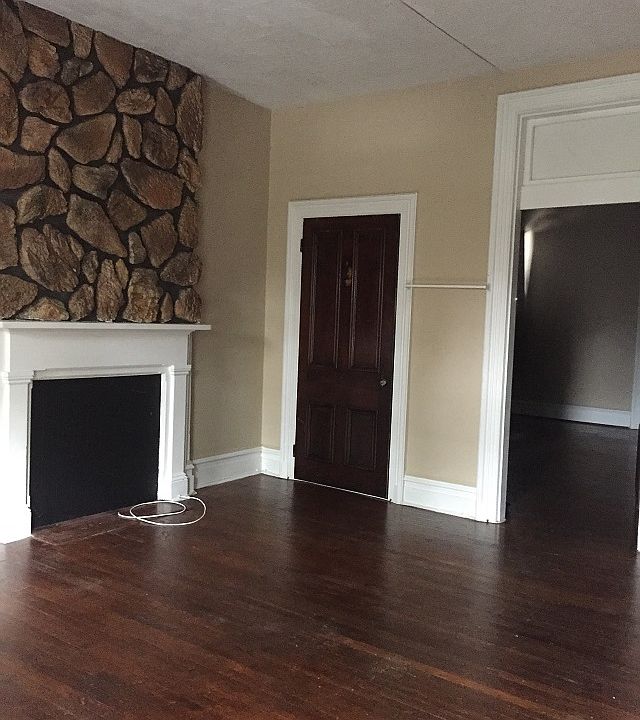 1st image of 36 E Washington St APT 5