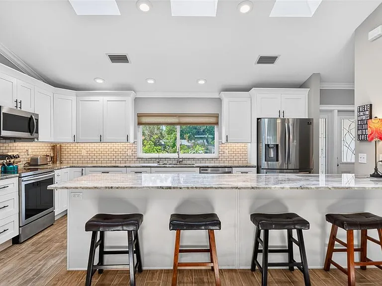 4420 Porpoise Dr SE — Photo 13
