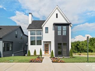 1790 Clifton Ave, Fayetteville, AR 72701
