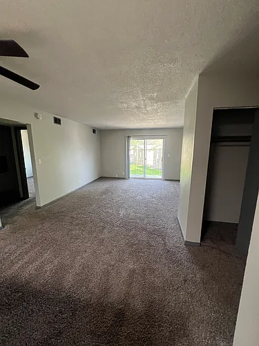 2450 Shaker Ct Photo 1