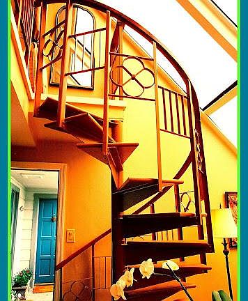 Stairwell to Upper Bedroom