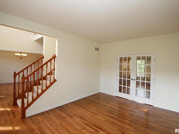 5th image of 10515 N Manchester Dr