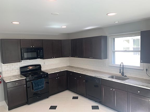 Large Kitchen