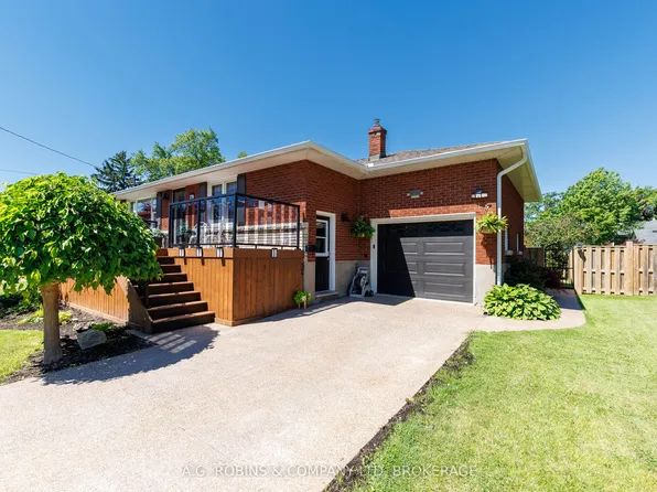 178 Rosemount Ave, Pt Colborne, ON L3K 5R3