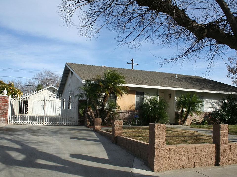 Front View RV Parking