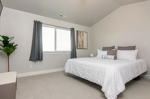4328 W Quiet Shade Dr — Photo 7