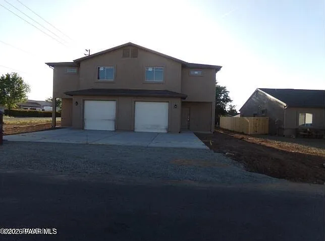 3 bed, 2.5 bath, 3195 sqft, $1,895 — Photo 2