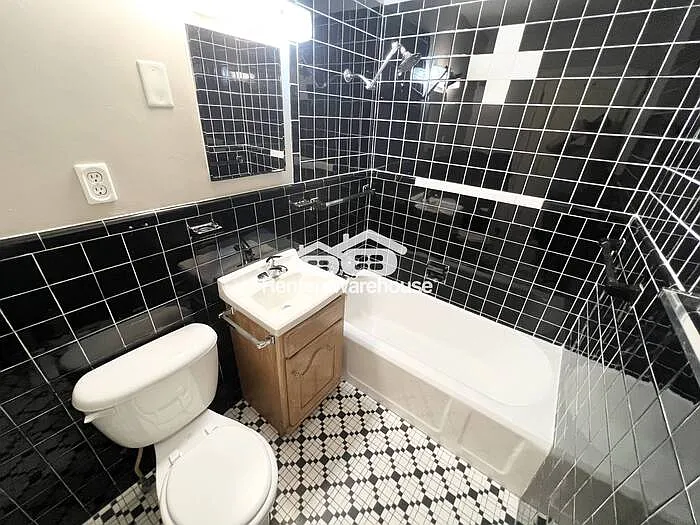 9317 Huhn Blvd — Photo 12