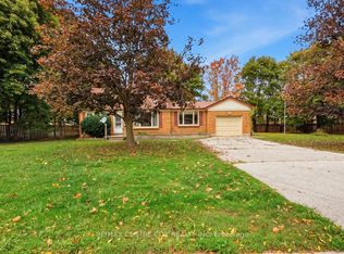 984 Fanshawe Park Rd E, London, ON N5X 3Z8