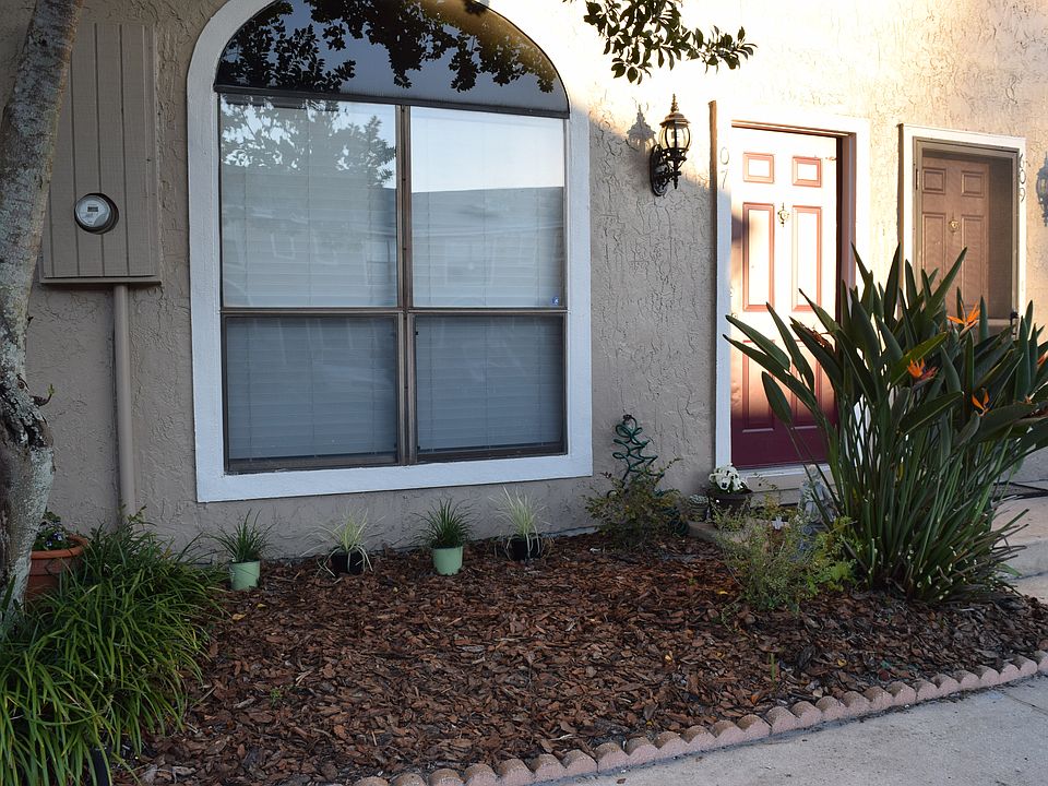 1st image of 607 Casa Park Court O