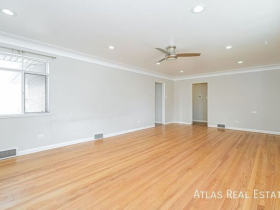 4th image of 2353 S Sherman St #A
