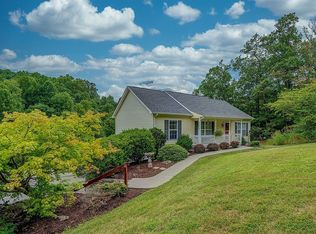6705 Shingle Ridge Rd, Roanoke, VA 24018