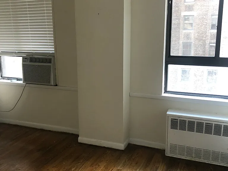 131 E 23rd St #4B — Photo 5