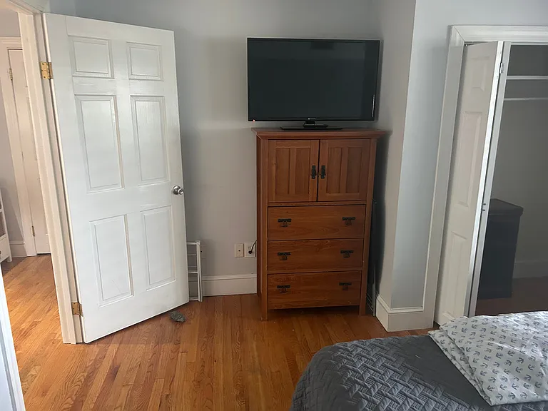 301 Swans Wharf Row — Photo 41