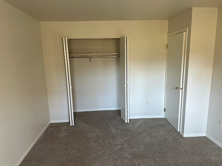 235 Spring Garden Ave #1 — Photo 7