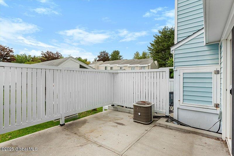 2nd image of 404 Chatham Court