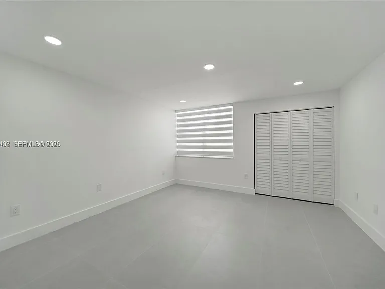 1083 W 38th St #23-8 — Photo 21