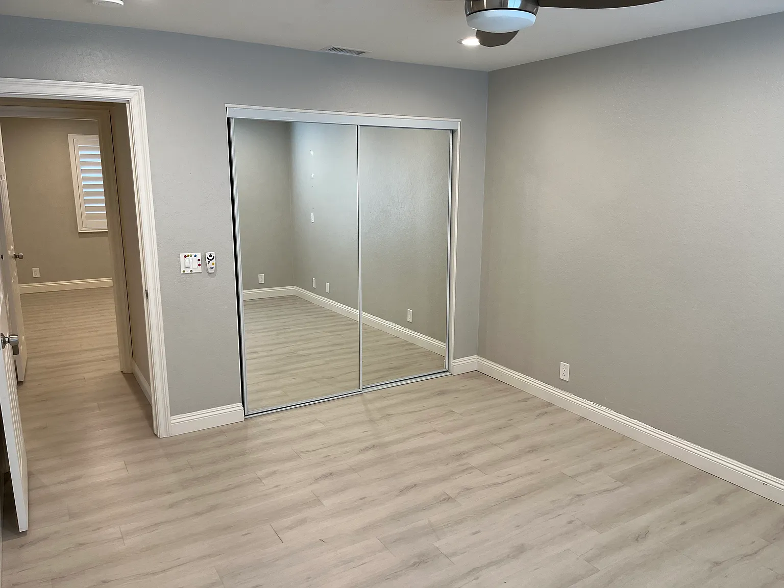 10423 Madrid Way — Photo 3