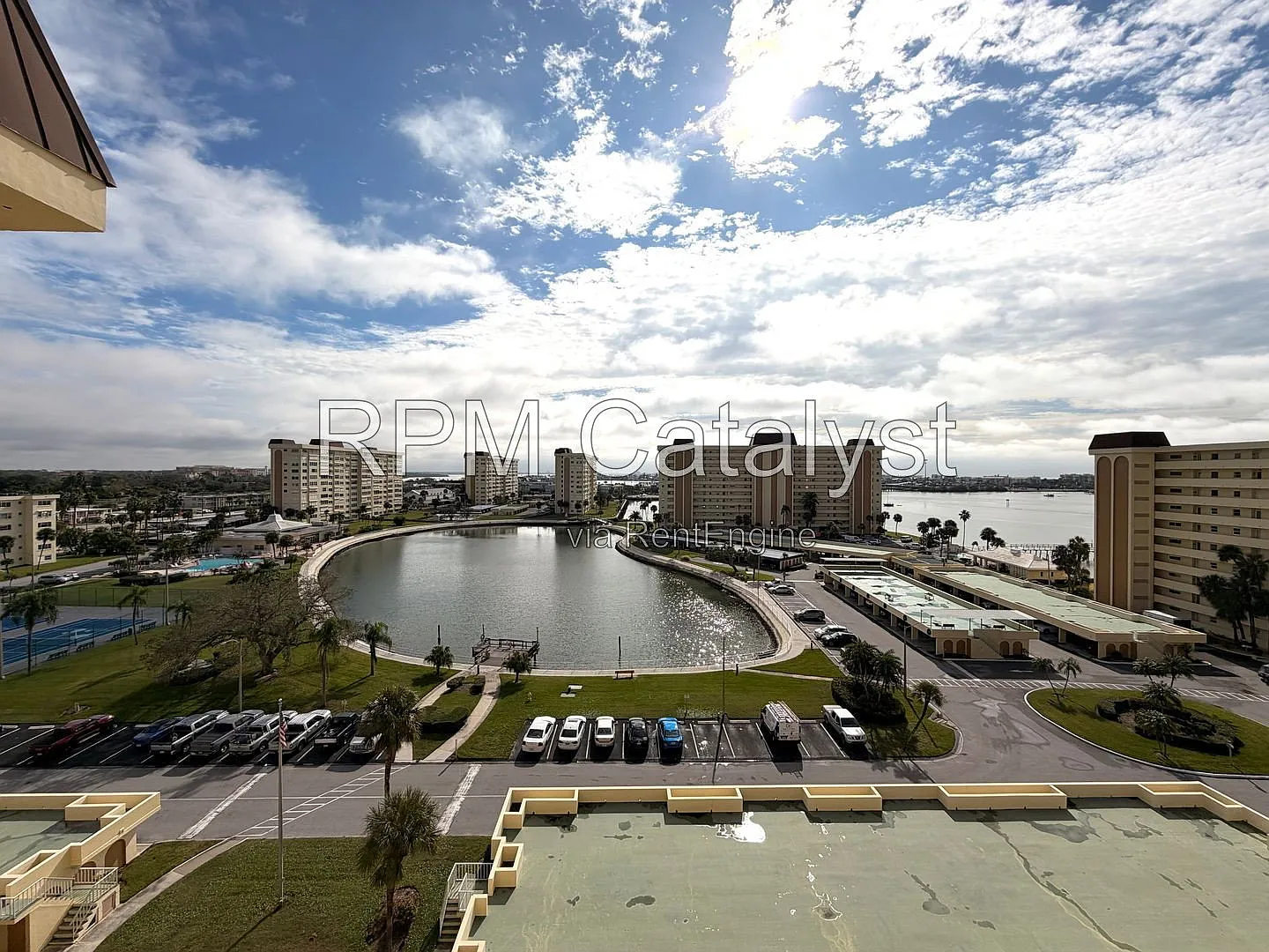 2 bed, 2.0 bath, 1040 sqft, $2,050 — Photo 3