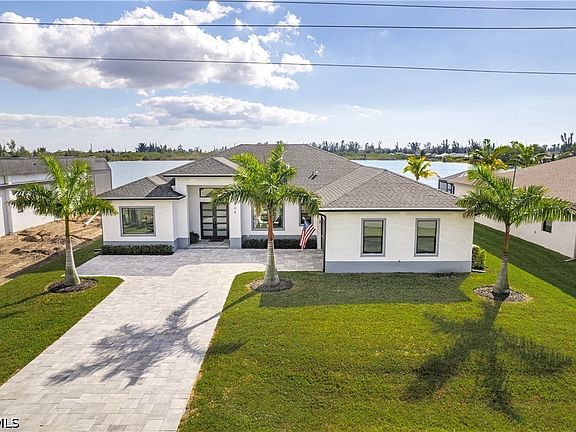 2nd image of 1708  Sw 4th St