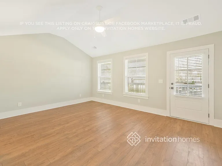 647 Vernon Ave #406 — Photo 12