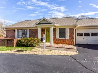 605 Dundee Dr, Maryville, TN 37803