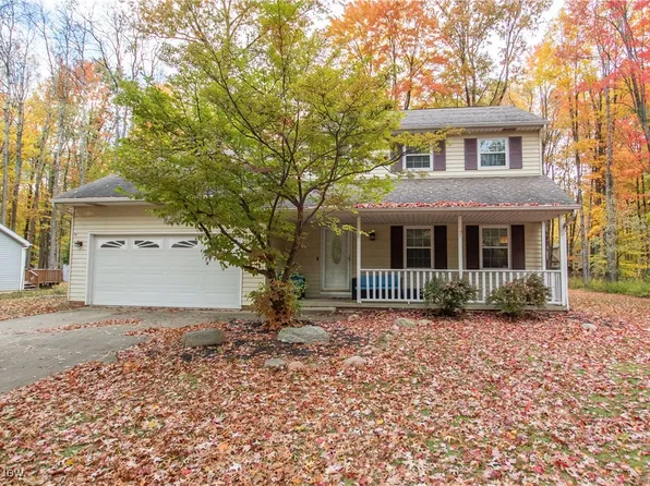 1499 Elizabeth Ln, Macedonia, OH 44056