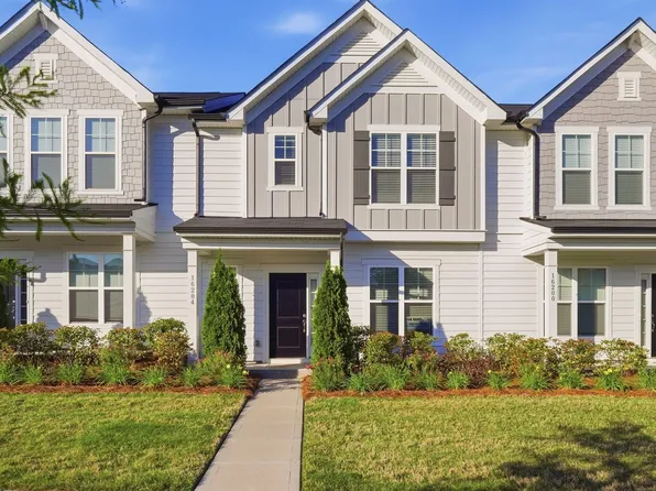16204 Leading St, Charlotte, NC 28273