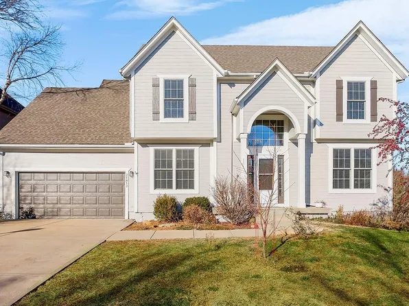21812 W 96th St, Lenexa, KS 66220