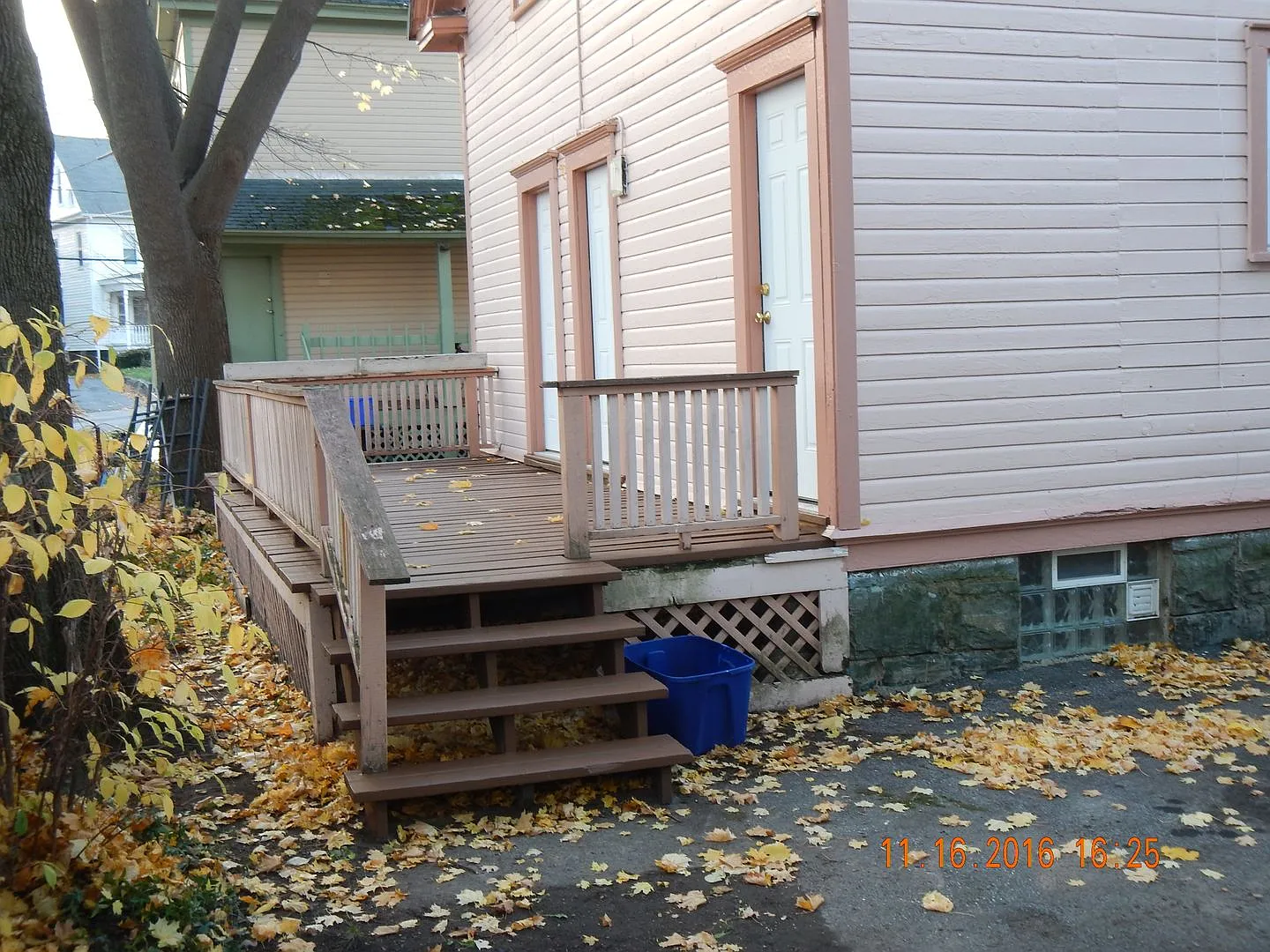 112 Dell Apt 1 - Available 7/1/27 - Charming First Floor Apartment One Block From Shops and Eateries — Photo 2
