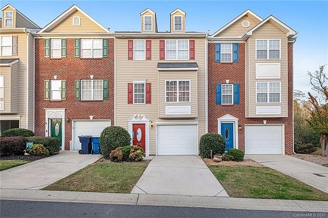 1st image of 217 Langhorne Dr