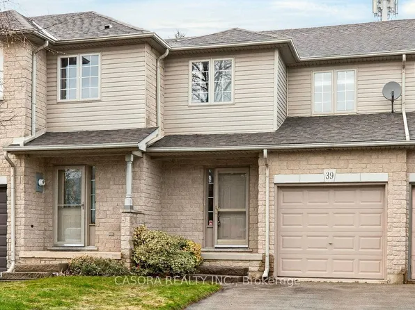 39 Foxborough Dr, Hamilton, ON L9G 4Y9