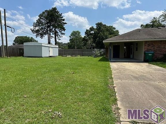 2nd image of 750 Darren Dr