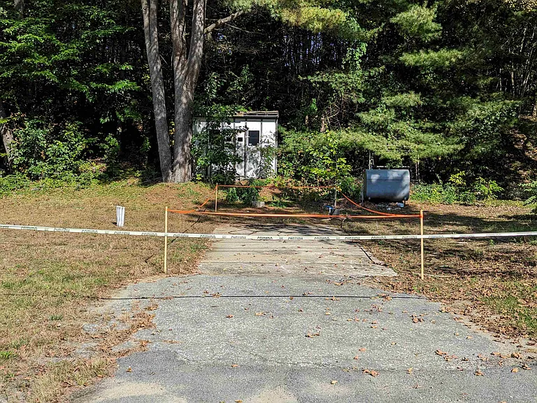14 Lower Landing Rd — Photo 3